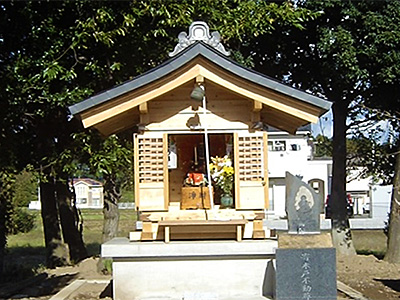 峰崎邸 稲荷宮